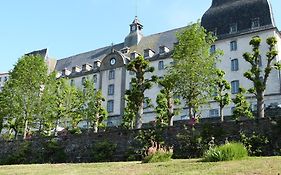 Hôtel-restaurant Les Planchettes Saint-flour (cantal)